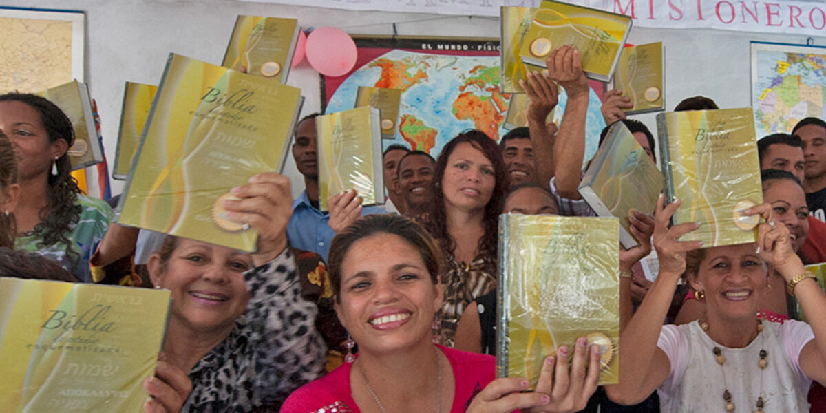 million-bible-mission-in-cuba-its-a-miracle-american-bible-society-ministry-story-blog